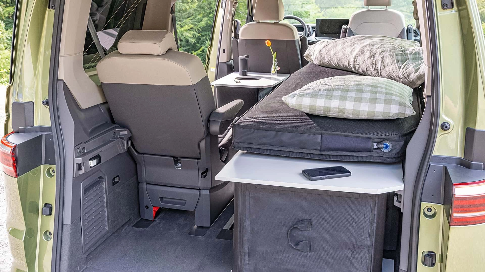 Vw california beach 2026 mit ausbau von stuff bubble (6)